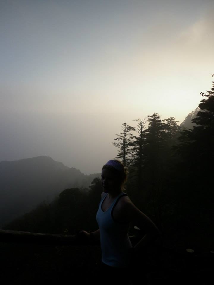 Sunrise up in the mountain of Emei Shan, in China